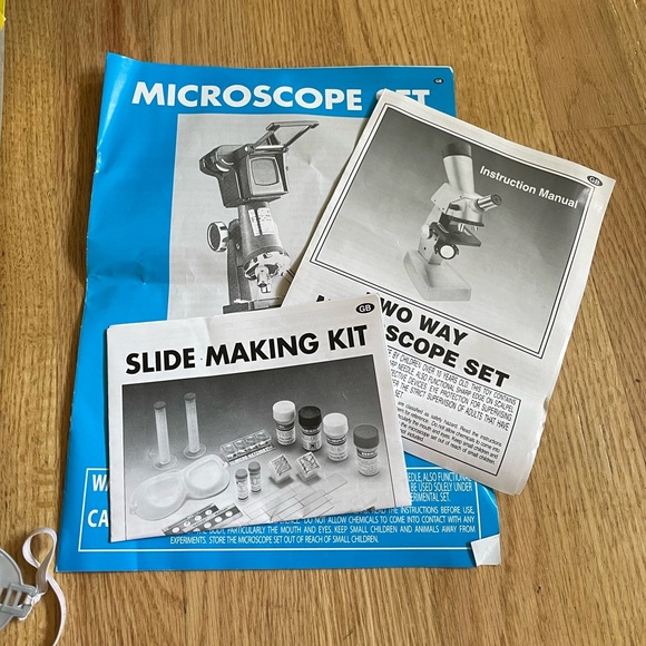 Microscope and Slide Building Set - Picture 6 of 8